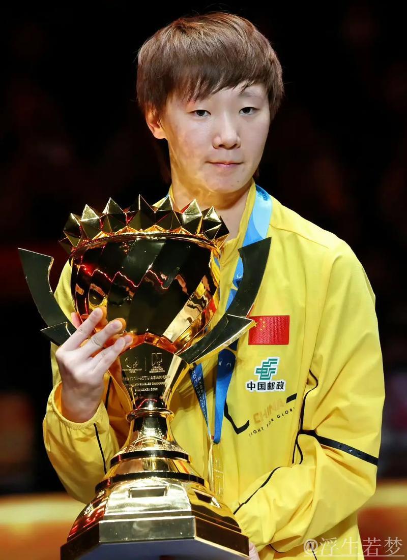 “乒乓球总决赛：国乒战绩平分秋色，张本落败王曼昱冲击冠军”